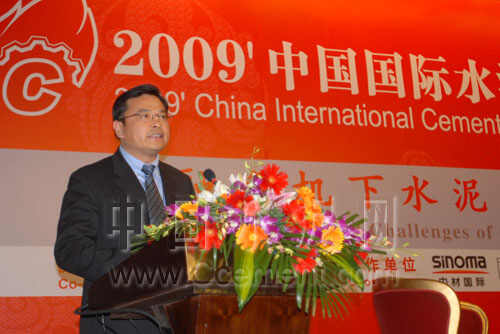 李葉青：面對金融危機(jī)水泥行業(yè)的戰(zhàn)略選擇